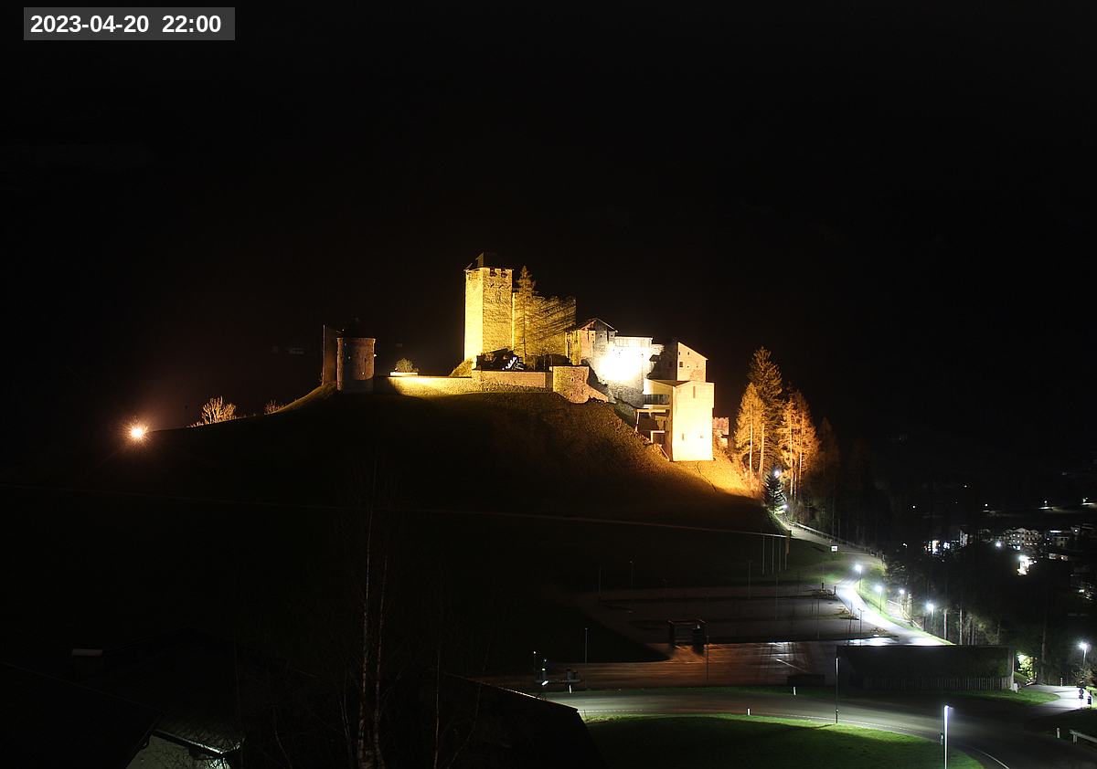 Webcam Burg Heinfels, 2023-04-20 22:00 Uhr
