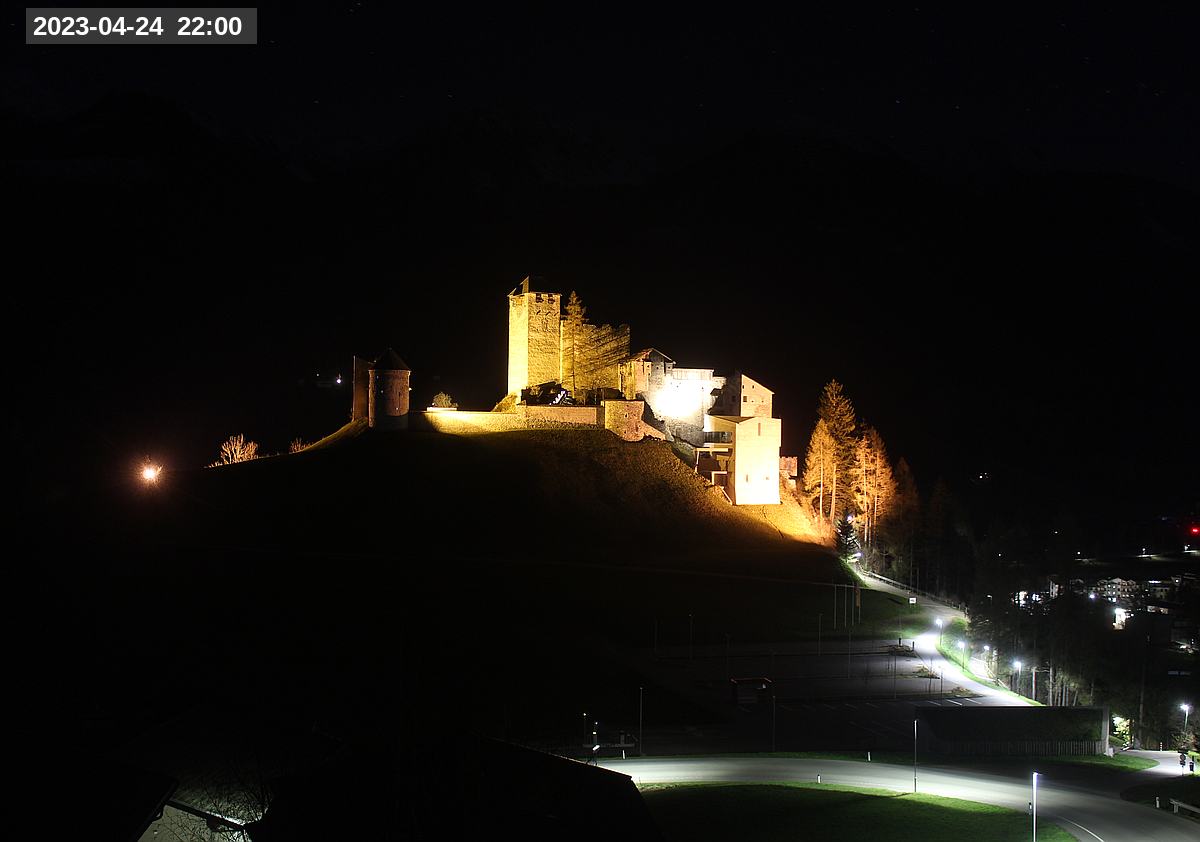 Webcam Burg Heinfels, 2023-04-24 22:00 Uhr
