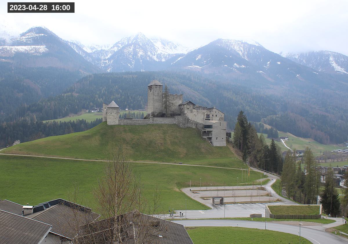 Webcam Burg Heinfels, 2023-04-28 16:00 Uhr