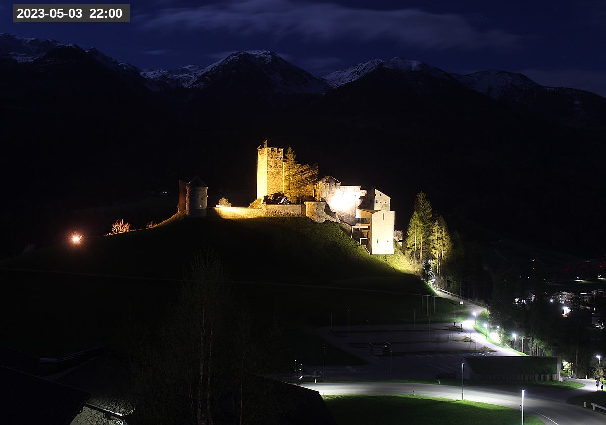 Webcam Burg Heinfels, 2023-05-03 22:00 Uhr
