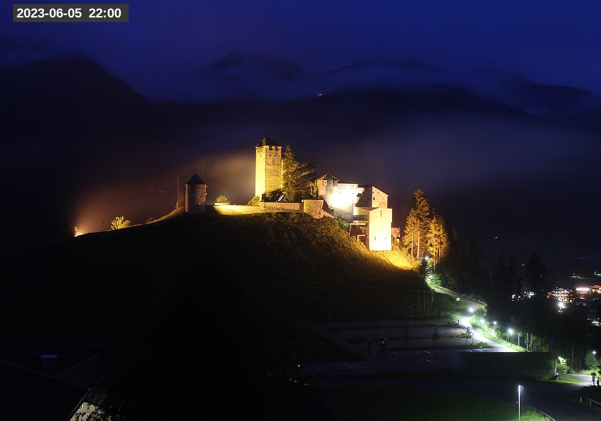 Webcam Burg Heinfels, 2023-06-05 22:00 Uhr