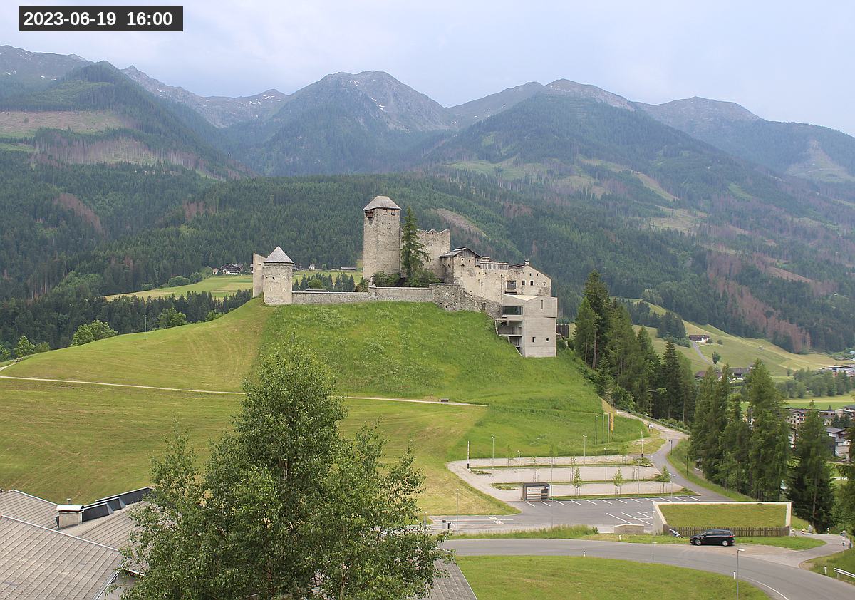Webcam Burg Heinfels, 2023-06-19 16:00 Uhr