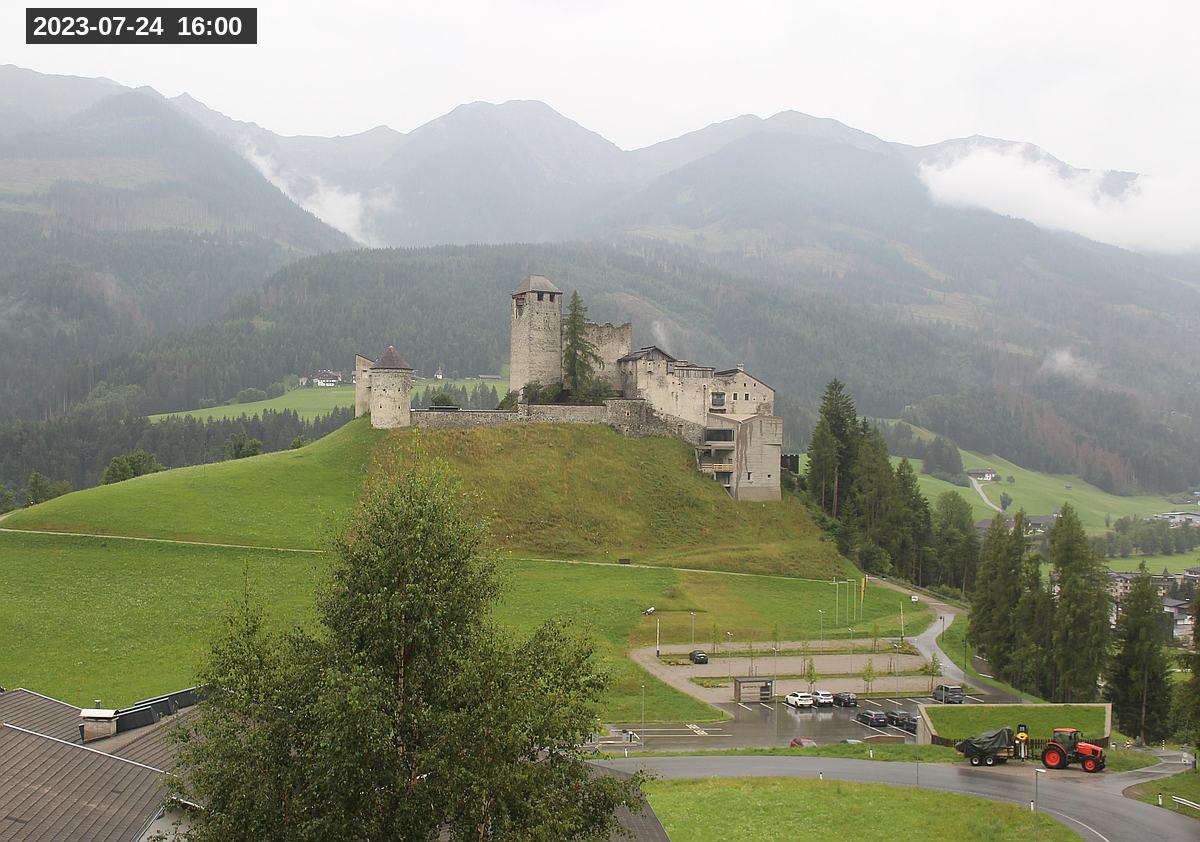 Webcam Burg Heinfels, 2023-07-24 16:00 Uhr