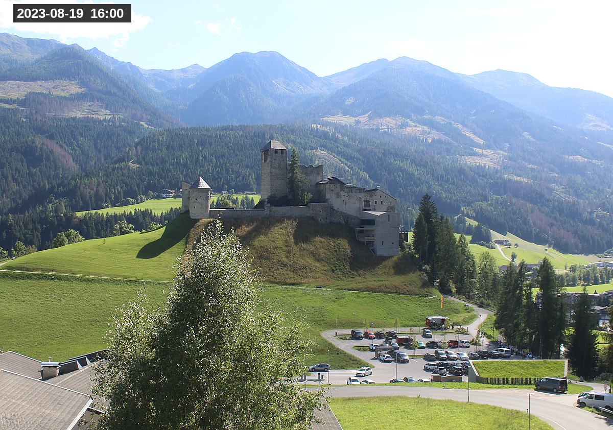 Webcam Burg Heinfels, 2023-08-19 16:00 Uhr