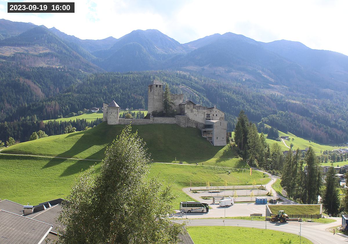 Webcam Burg Heinfels, 2023-09-19 16:00 Uhr