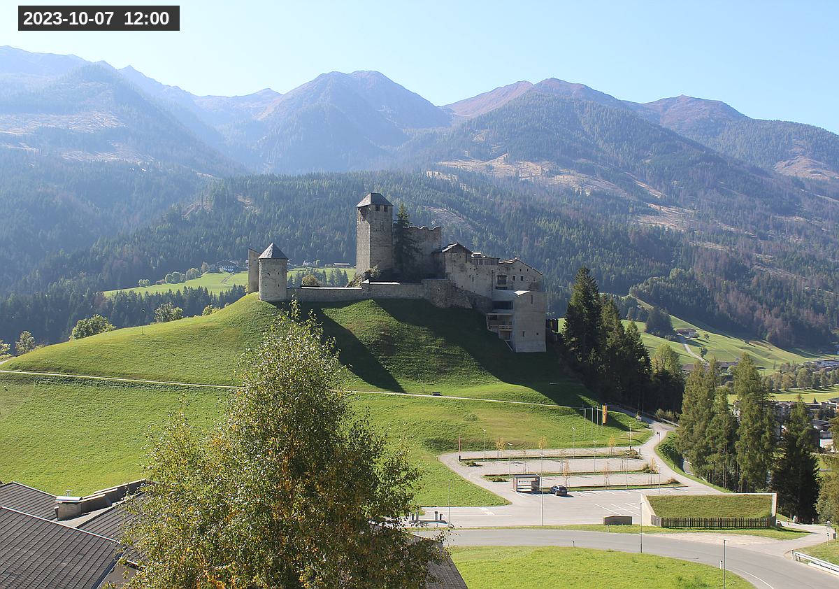 Webcam Burg Heinfels, 2023-10-07 12:00 Uhr