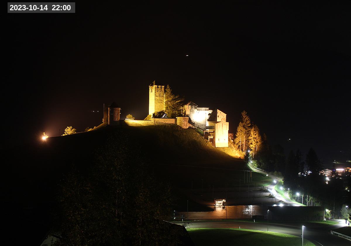 Webcam Burg Heinfels, 2023-10-14 22:00 Uhr