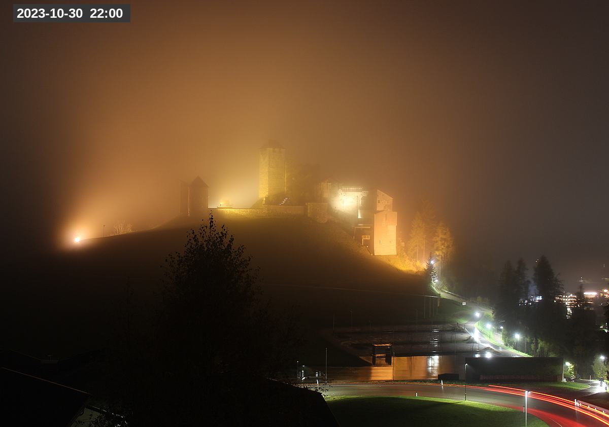 Webcam Burg Heinfels, 2023-10-30 22:00 Uhr