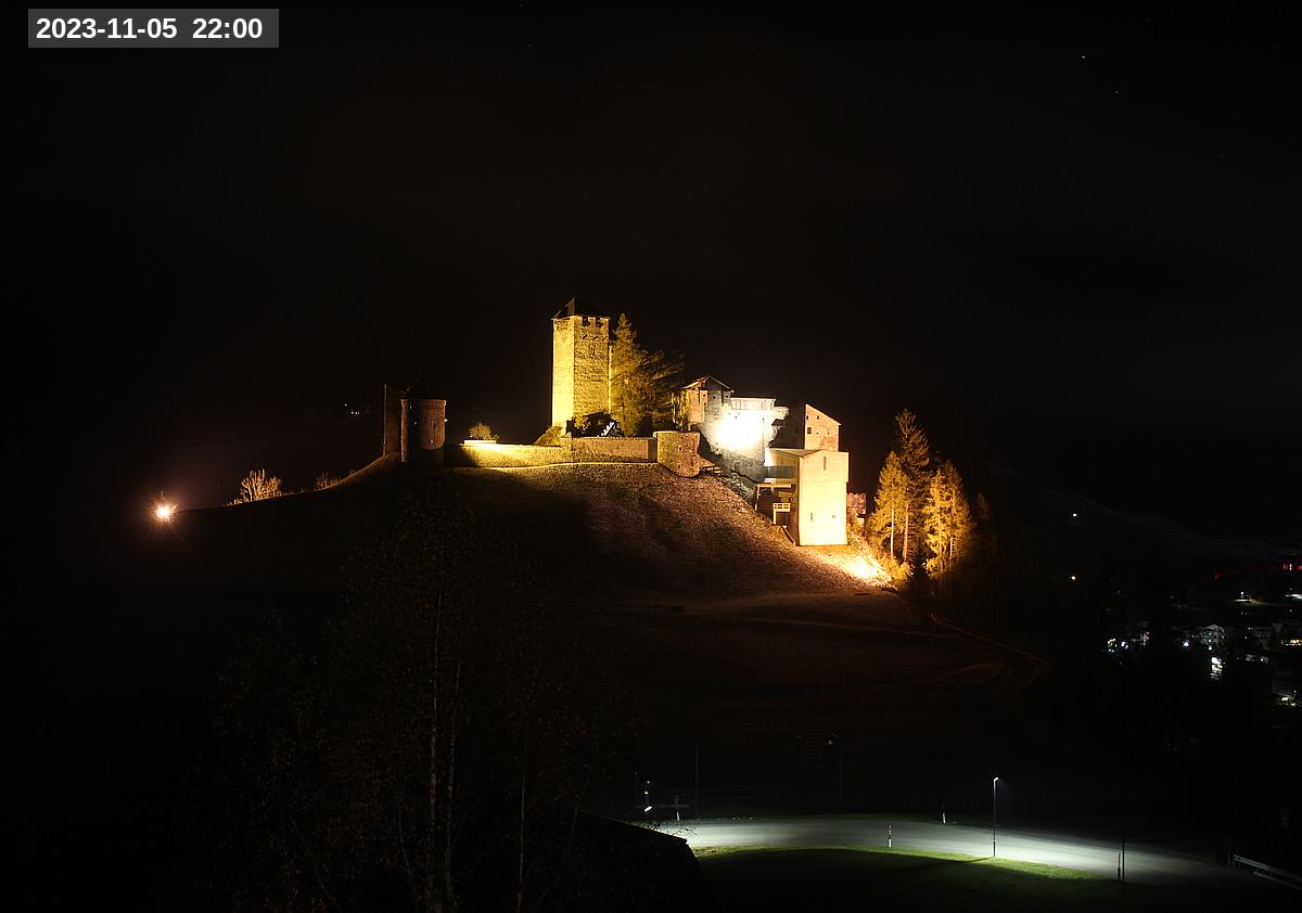 Webcam Burg Heinfels, 2023-11-05 22:00 Uhr