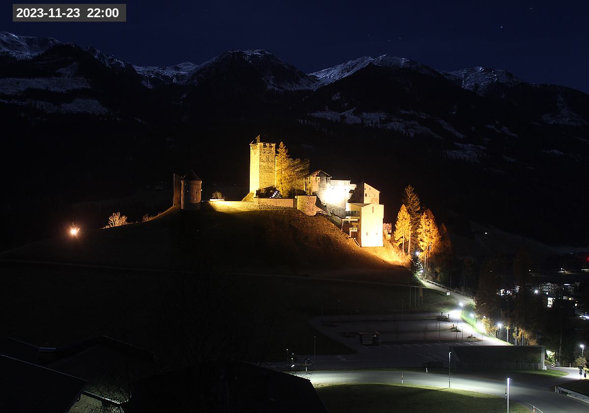 Webcam Burg Heinfels, 2023-11-23 22:00 Uhr