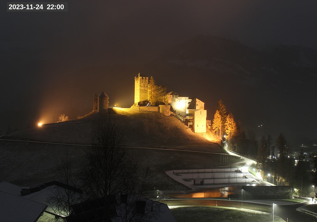 Webcam Burg Heinfels, 2023-11-24 22:00 Uhr