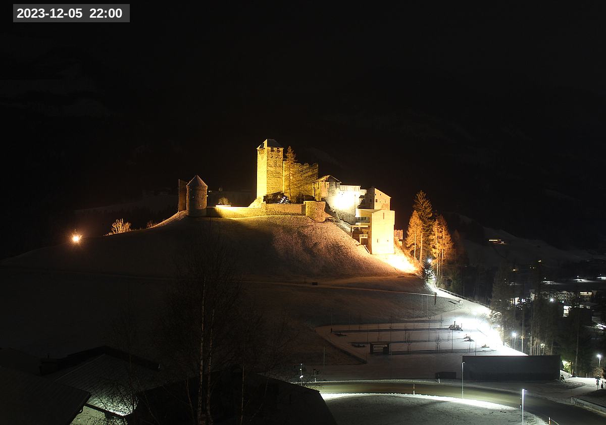 Webcam Burg Heinfels, 2023-12-05 22:00 Uhr