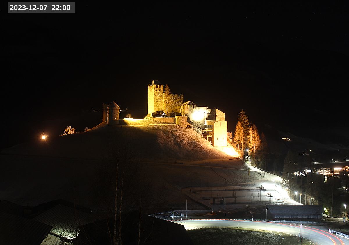 Webcam Burg Heinfels, 2023-12-07 22:00 Uhr