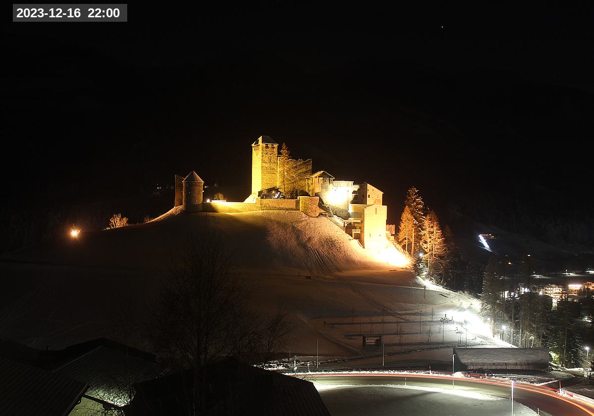 Webcam Burg Heinfels, 2023-12-16 22:00 Uhr