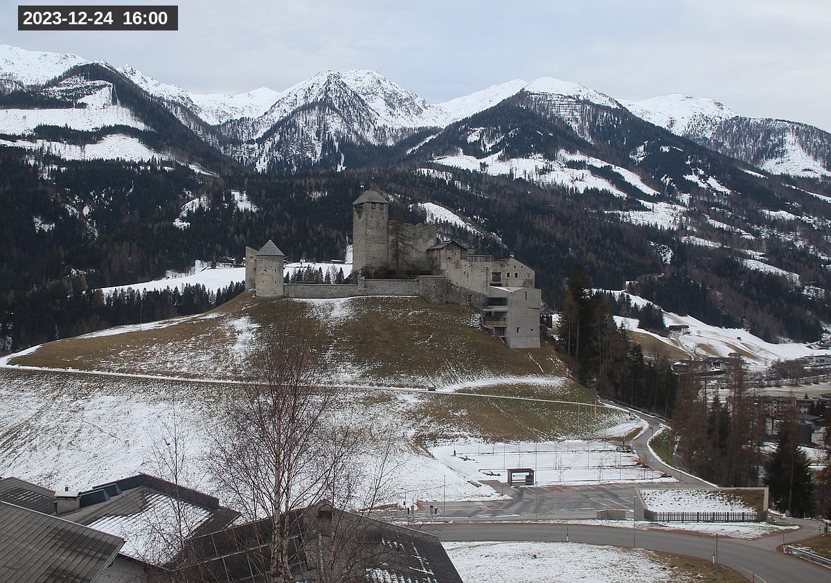 Webcam Burg Heinfels, 2023-12-24 16:00 Uhr