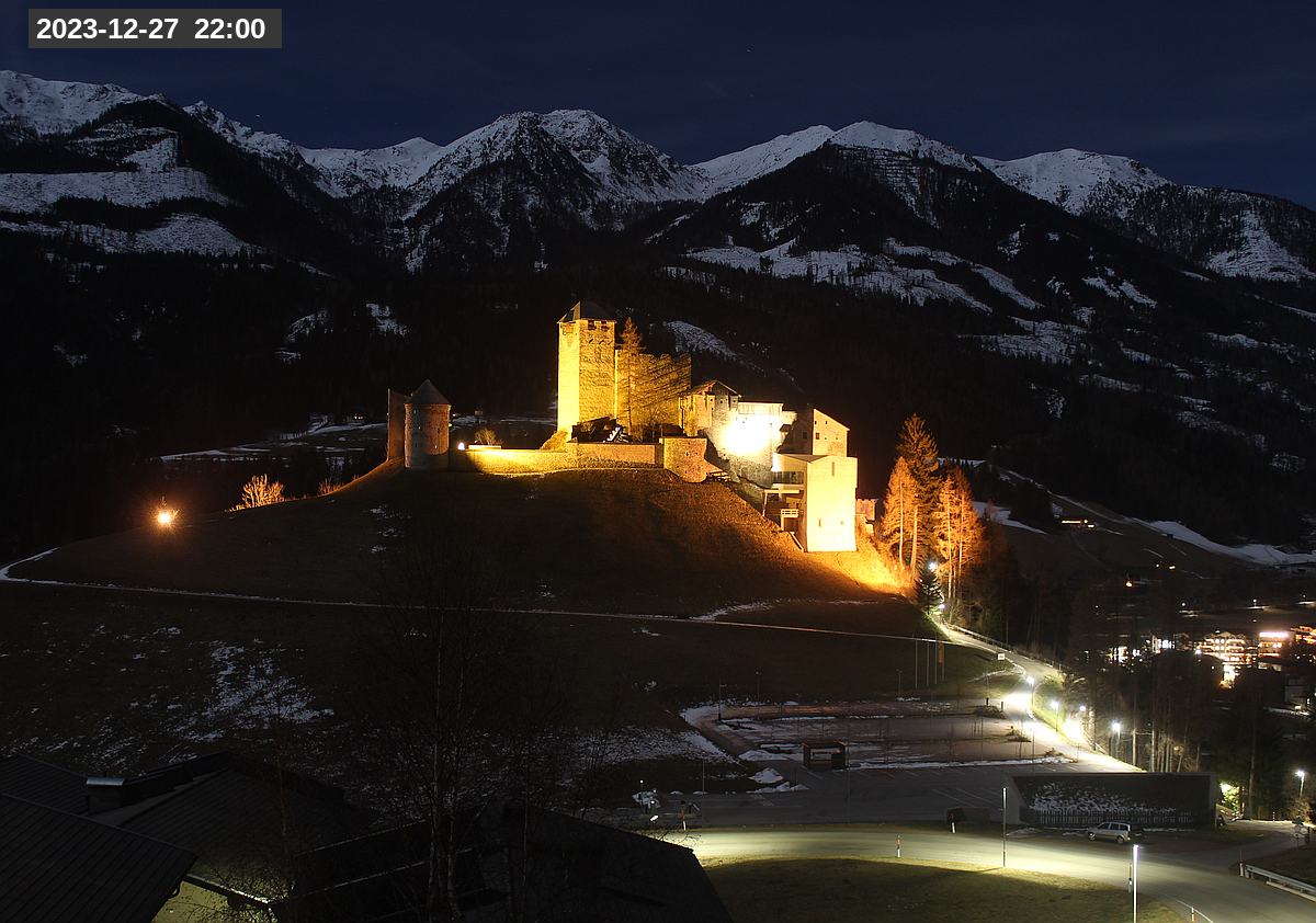 Webcam Burg Heinfels, 2023-12-27 22:00 Uhr