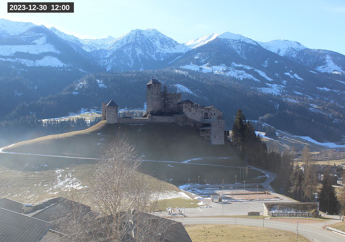 Webcam Burg Heinfels, 2023-12-30 12:00 Uhr