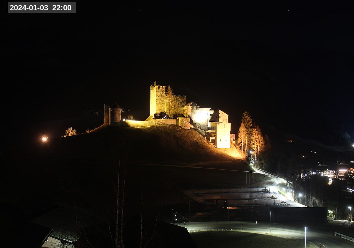 Webcam Burg Heinfels, 2024-01-03 22:00 Uhr