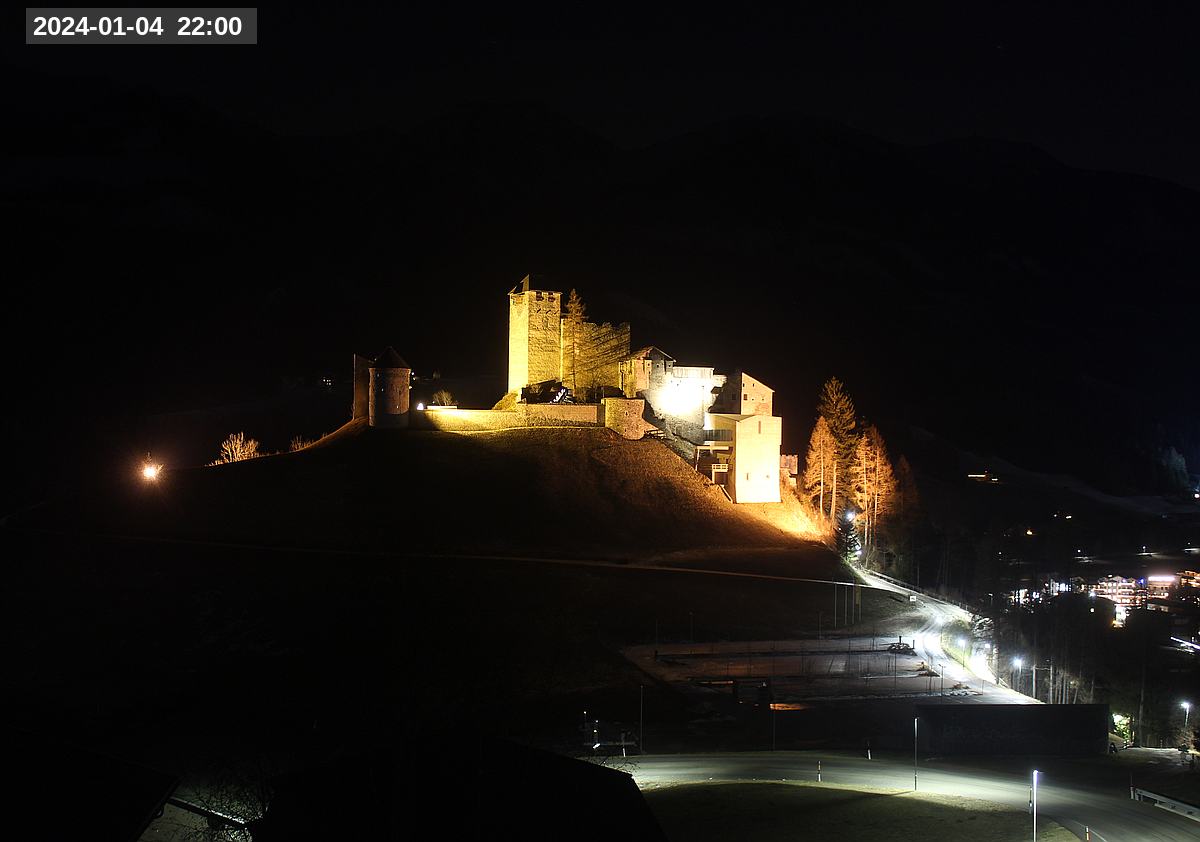 Webcam Burg Heinfels, 2024-01-04 22:00 Uhr