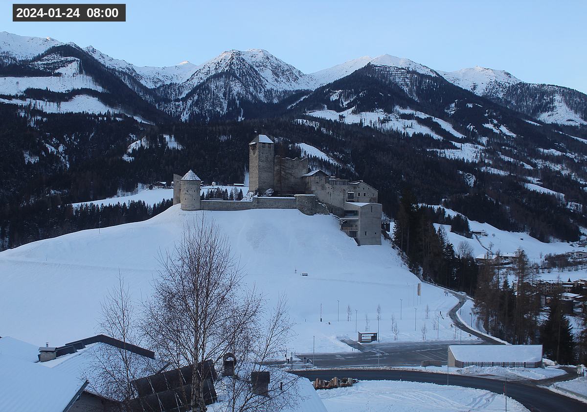Webcam Burg Heinfels, 2024-01-24 08:00 Uhr