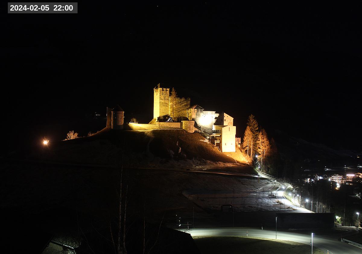 Webcam Burg Heinfels, 2024-02-05 22:00 Uhr
