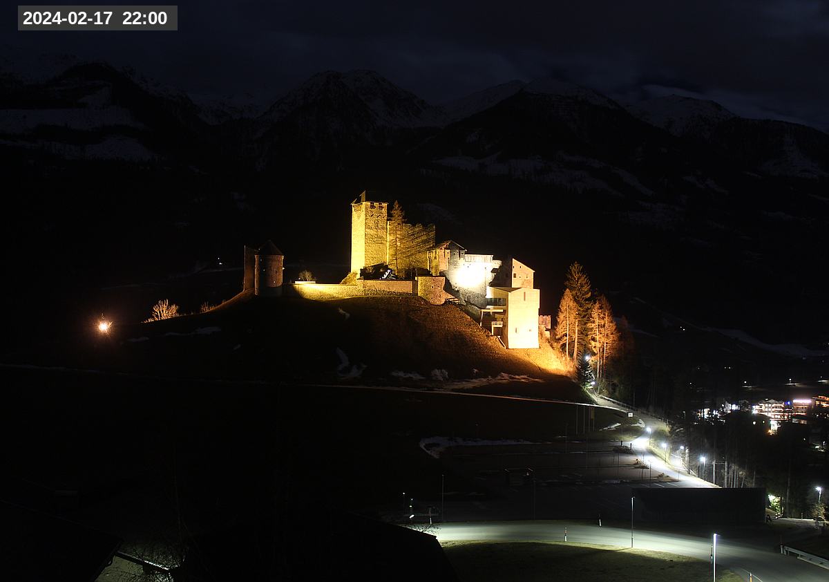 Webcam Burg Heinfels, 2024-02-17 22:00 Uhr