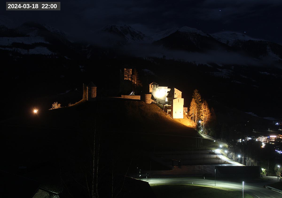 Webcam Burg Heinfels, 2024-03-18 22:00 Uhr