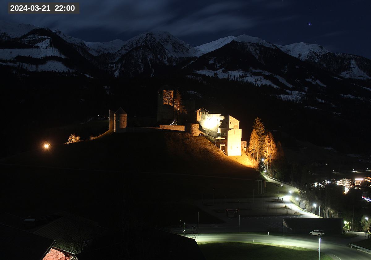 Webcam Burg Heinfels, 2024-03-21 22:00 Uhr