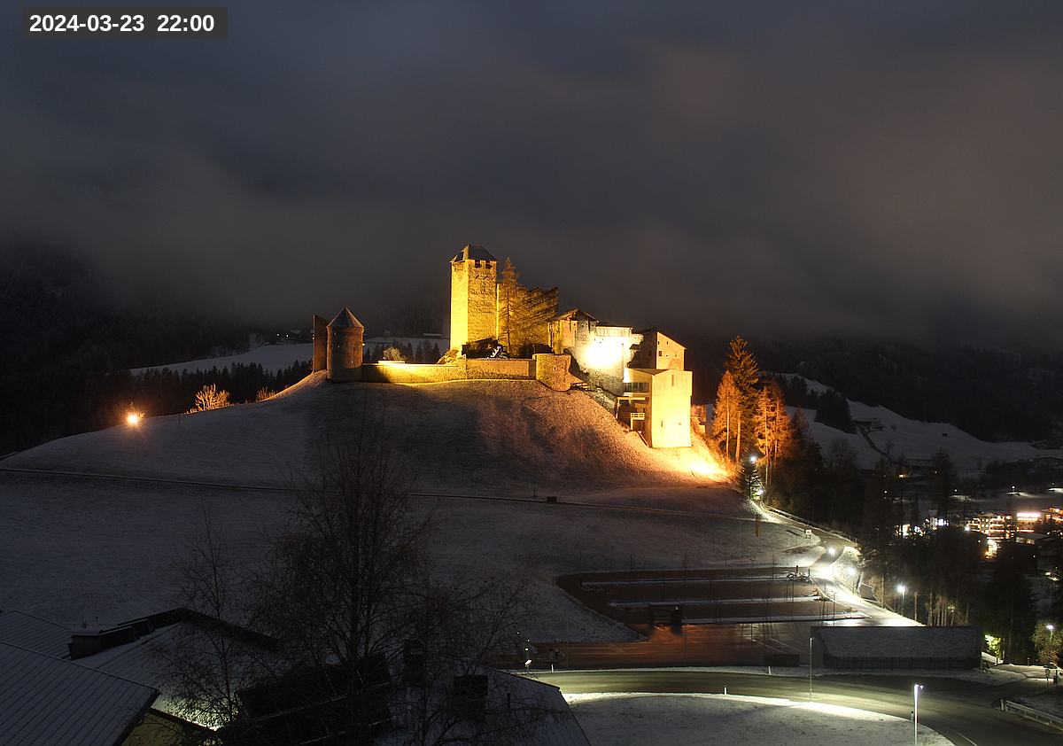Webcam Burg Heinfels, 2024-03-23 22:00 Uhr