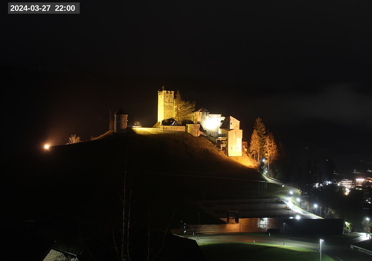Webcam Burg Heinfels, 2024-03-27 22:00 Uhr