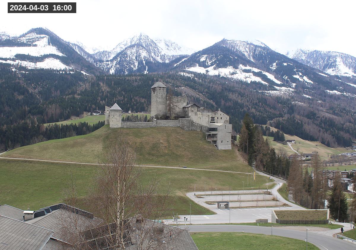 Webcam Burg Heinfels, 2024-04-03 16:00 Uhr