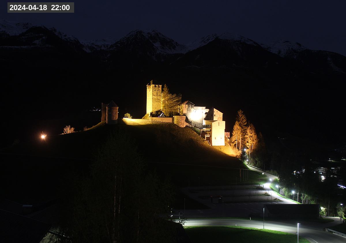 Webcam Burg Heinfels, 2024-04-18 22:00 Uhr
