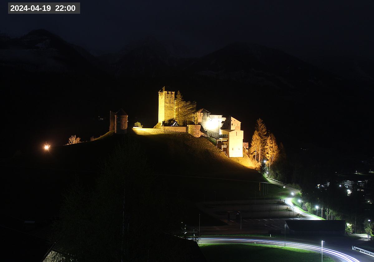 Webcam Burg Heinfels, 2024-04-19 22:00 Uhr