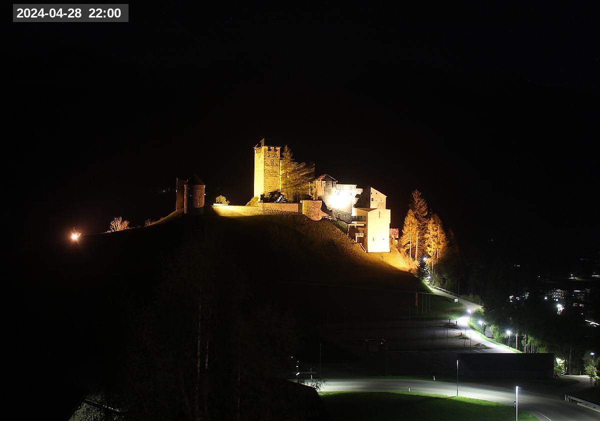 Webcam Burg Heinfels, 2024-04-28 22:00 Uhr