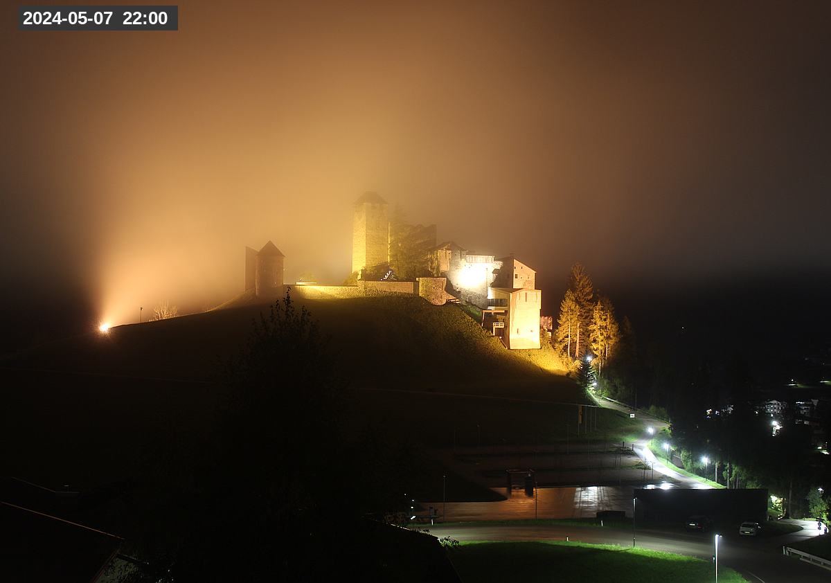 Webcam Burg Heinfels, 2024-05-07 22:00 Uhr