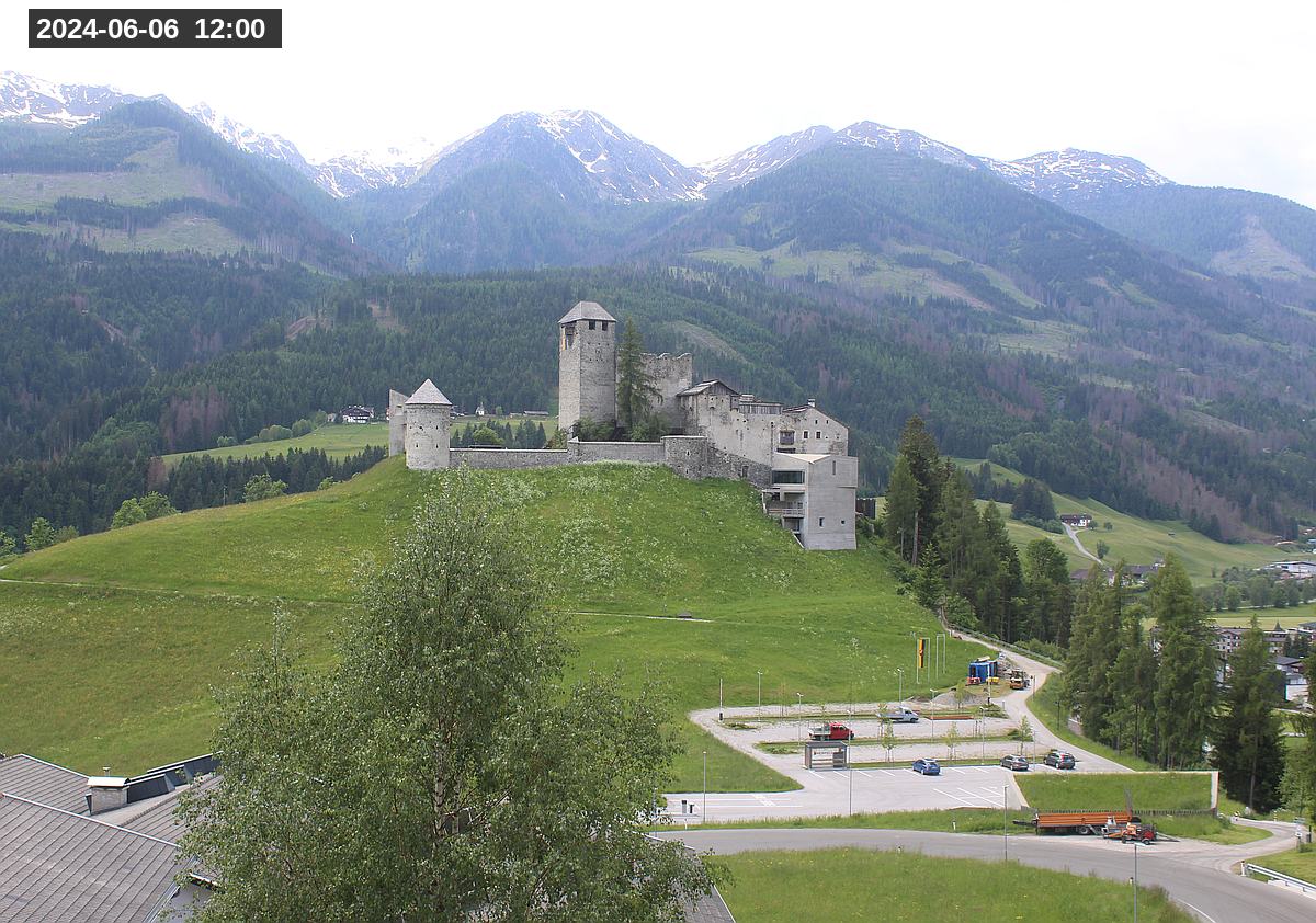 Webcam Burg Heinfels, 2024-06-06 12:00 Uhr