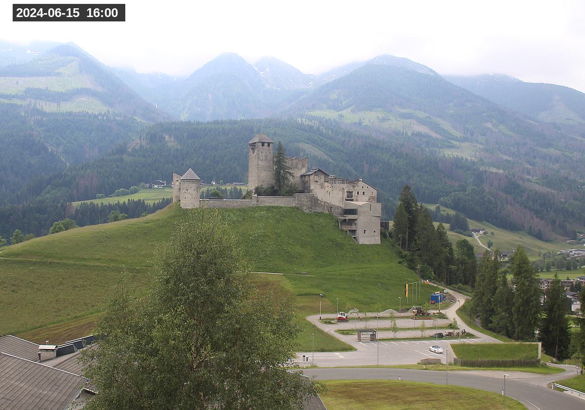 Webcam Burg Heinfels, 2024-06-15 16:00 Uhr