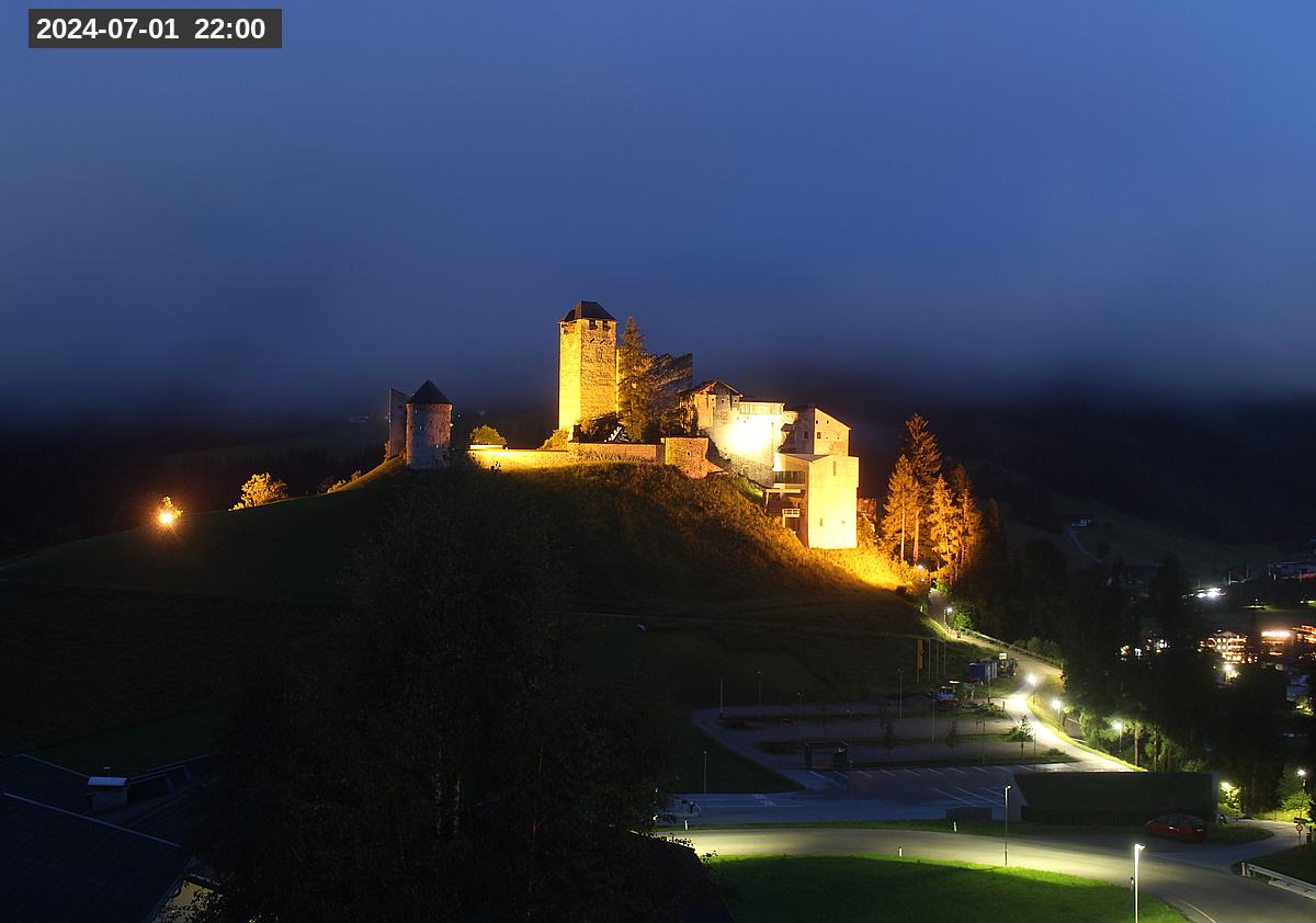 Webcam Burg Heinfels, 2024-07-01 22:00 Uhr