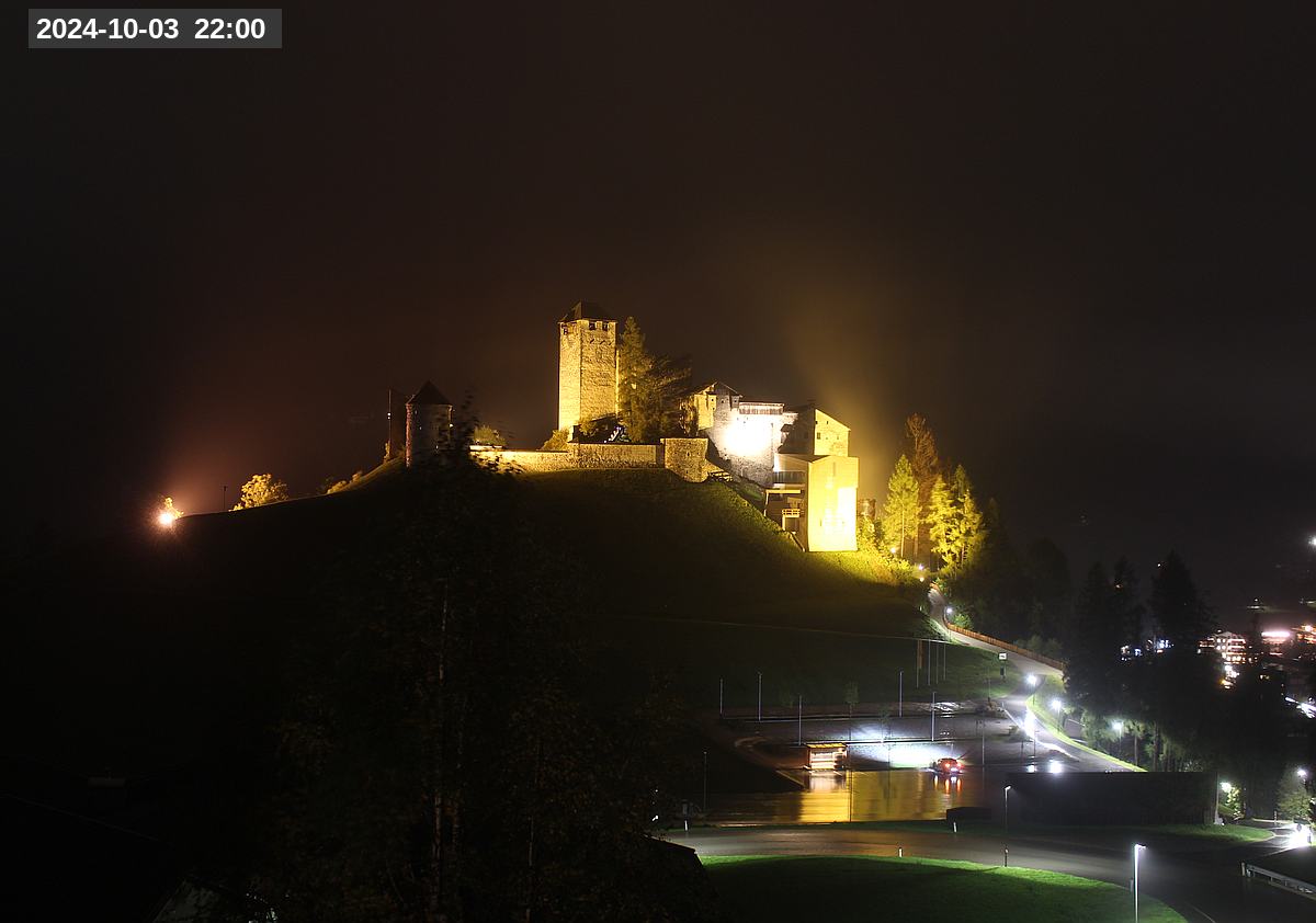Webcam Burg Heinfels, 2024-10-03 22:00 Uhr