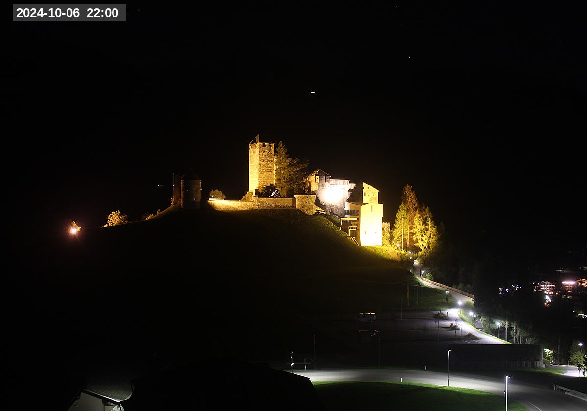 Webcam Burg Heinfels, 2024-10-06 22:00 Uhr