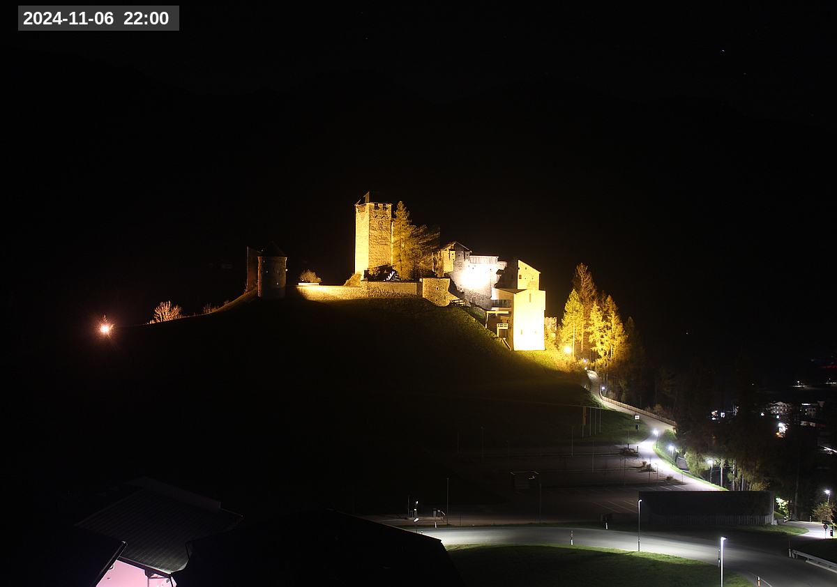 Webcam Burg Heinfels, 2024-11-06 22:00 Uhr