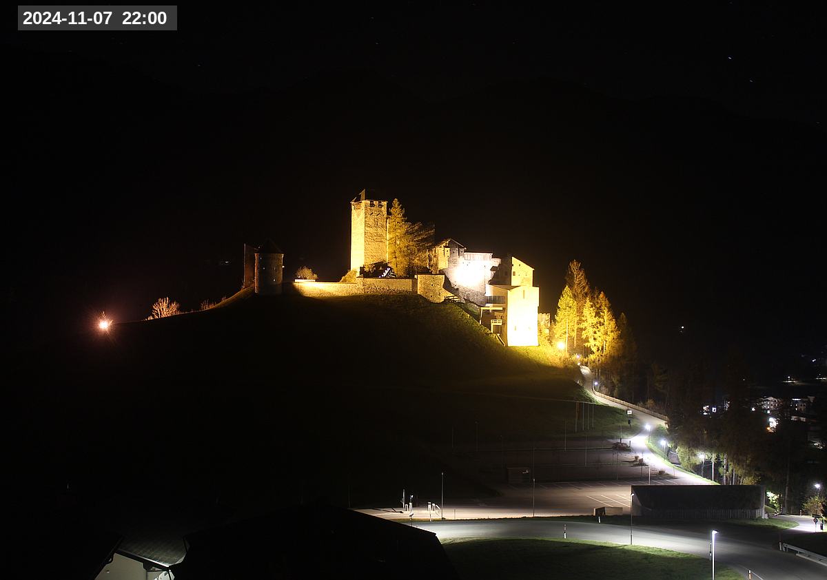 Webcam Burg Heinfels, 2024-11-07 22:00 Uhr