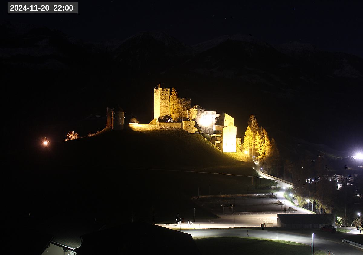 Webcam Burg Heinfels, 2024-11-20 22:00 Uhr