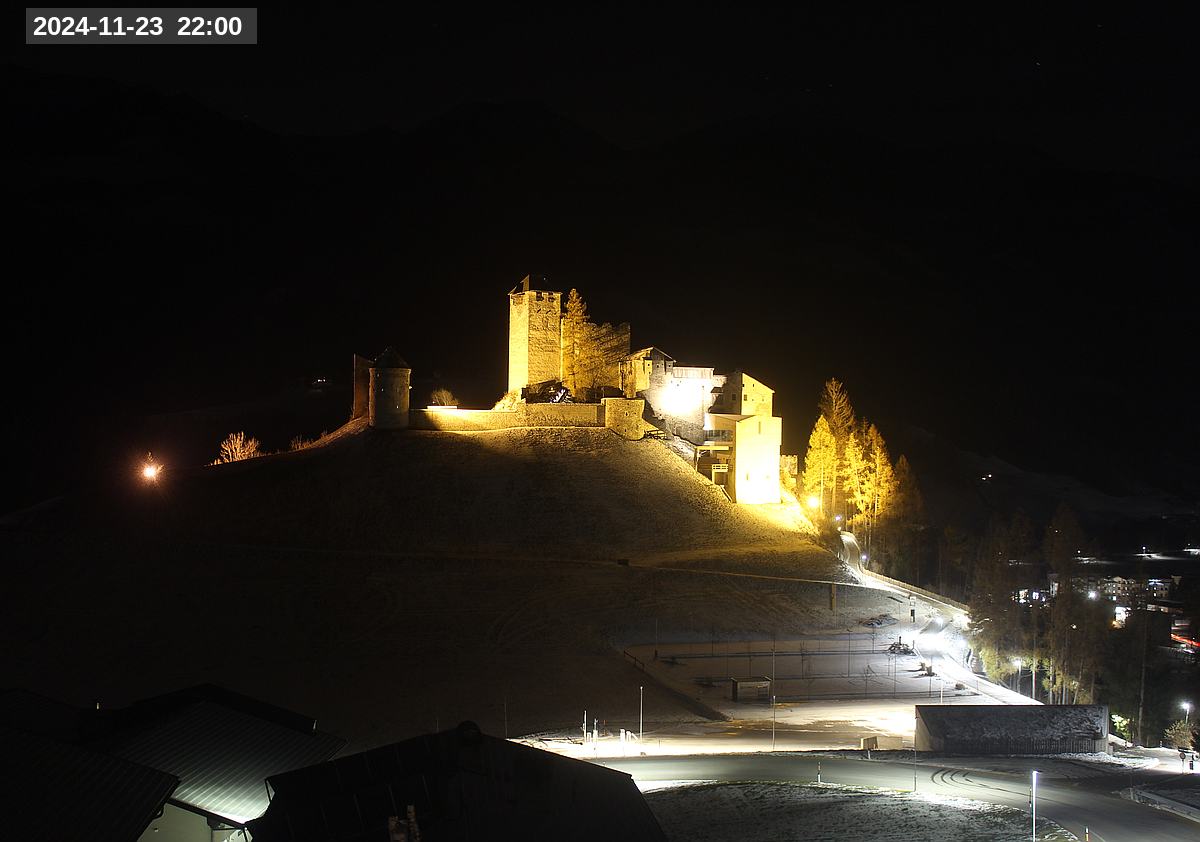 Webcam Burg Heinfels, 2024-11-23 22:00 Uhr