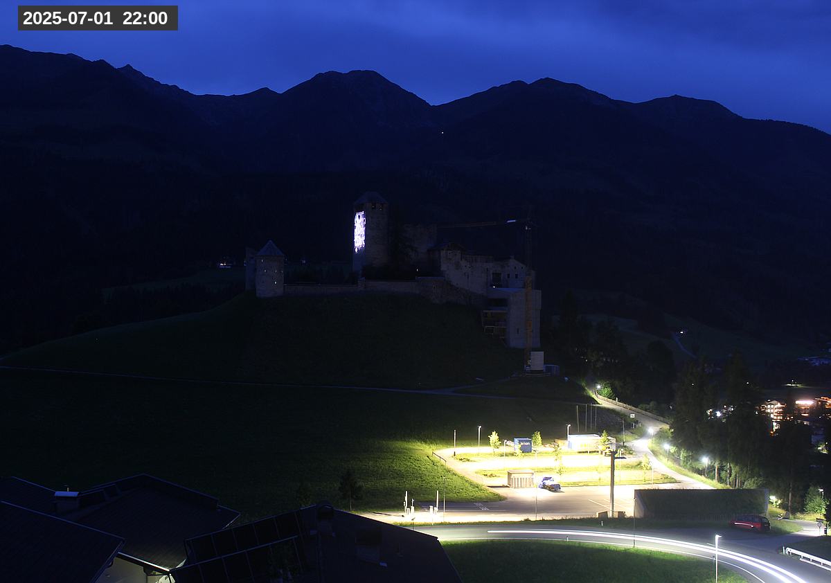 Webcam Burg Heinfels, 2025-07-01 22:00 Uhr