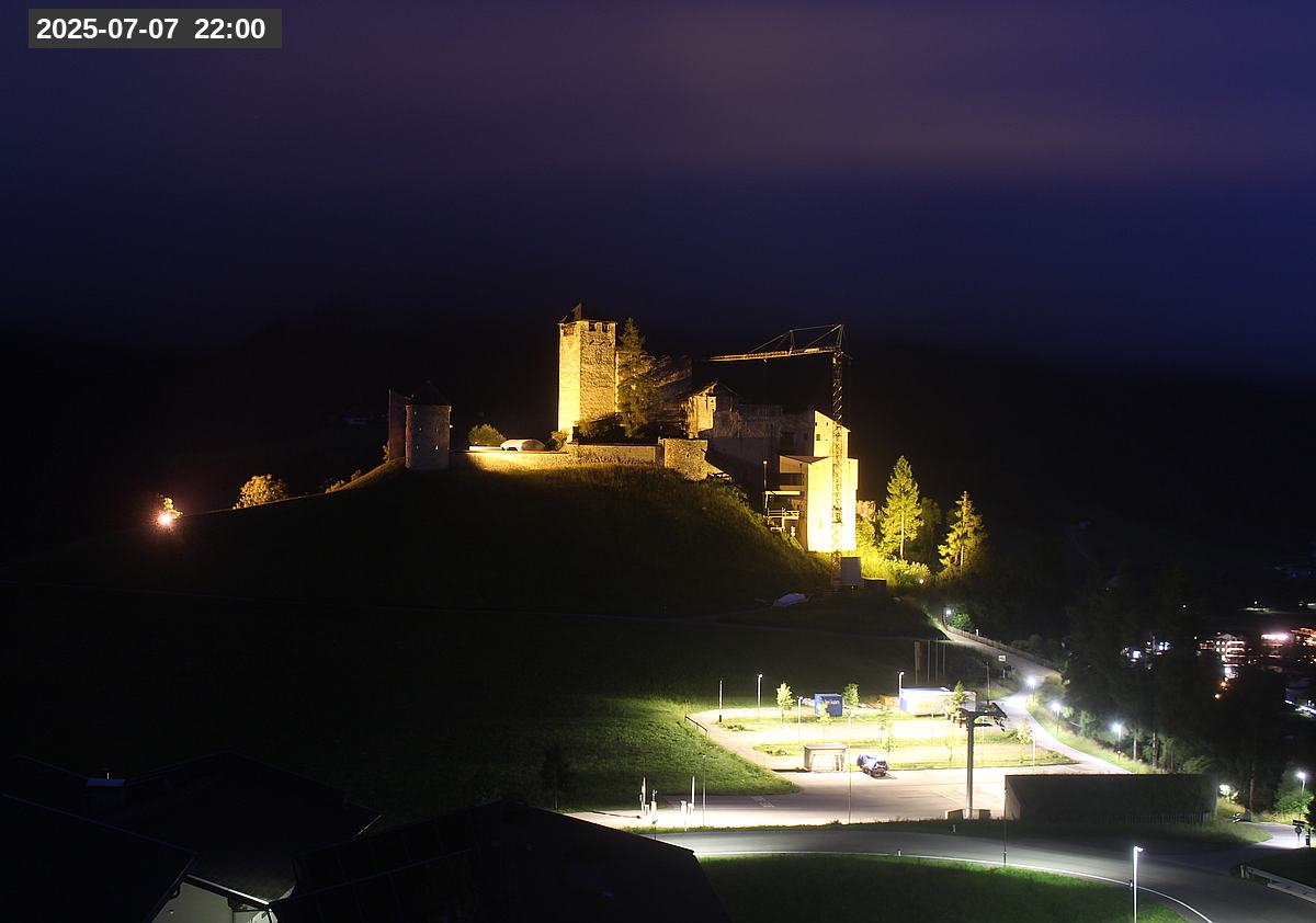 Webcam Burg Heinfels, 2025-07-07 22:00 Uhr