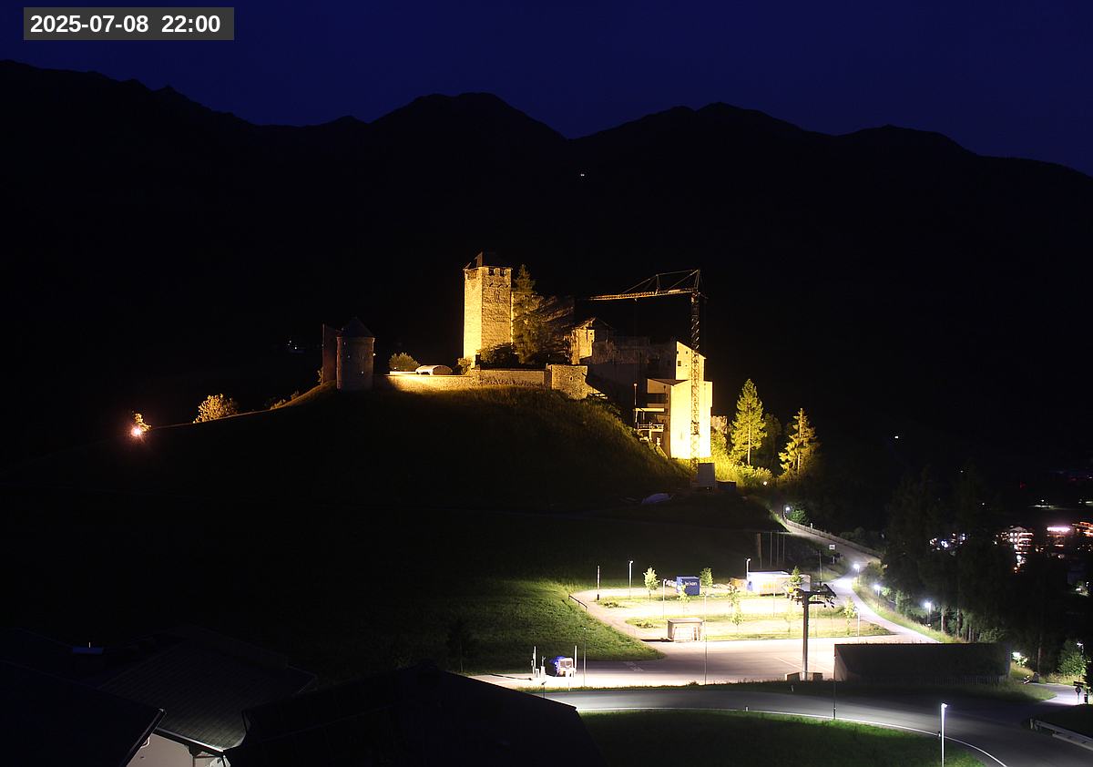 Webcam Burg Heinfels, 2025-07-08 22:00 Uhr