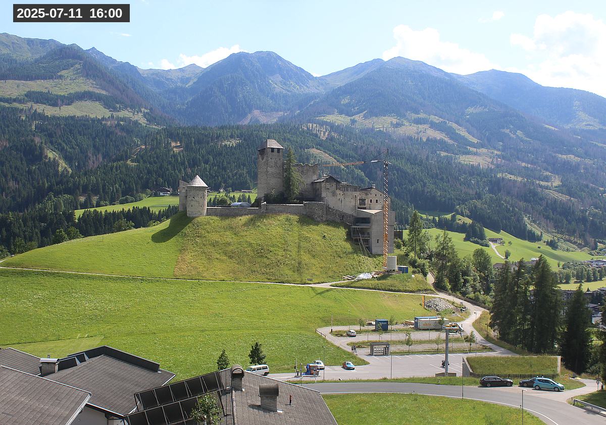 Webcam Burg Heinfels, 2025-07-11 16:00 Uhr