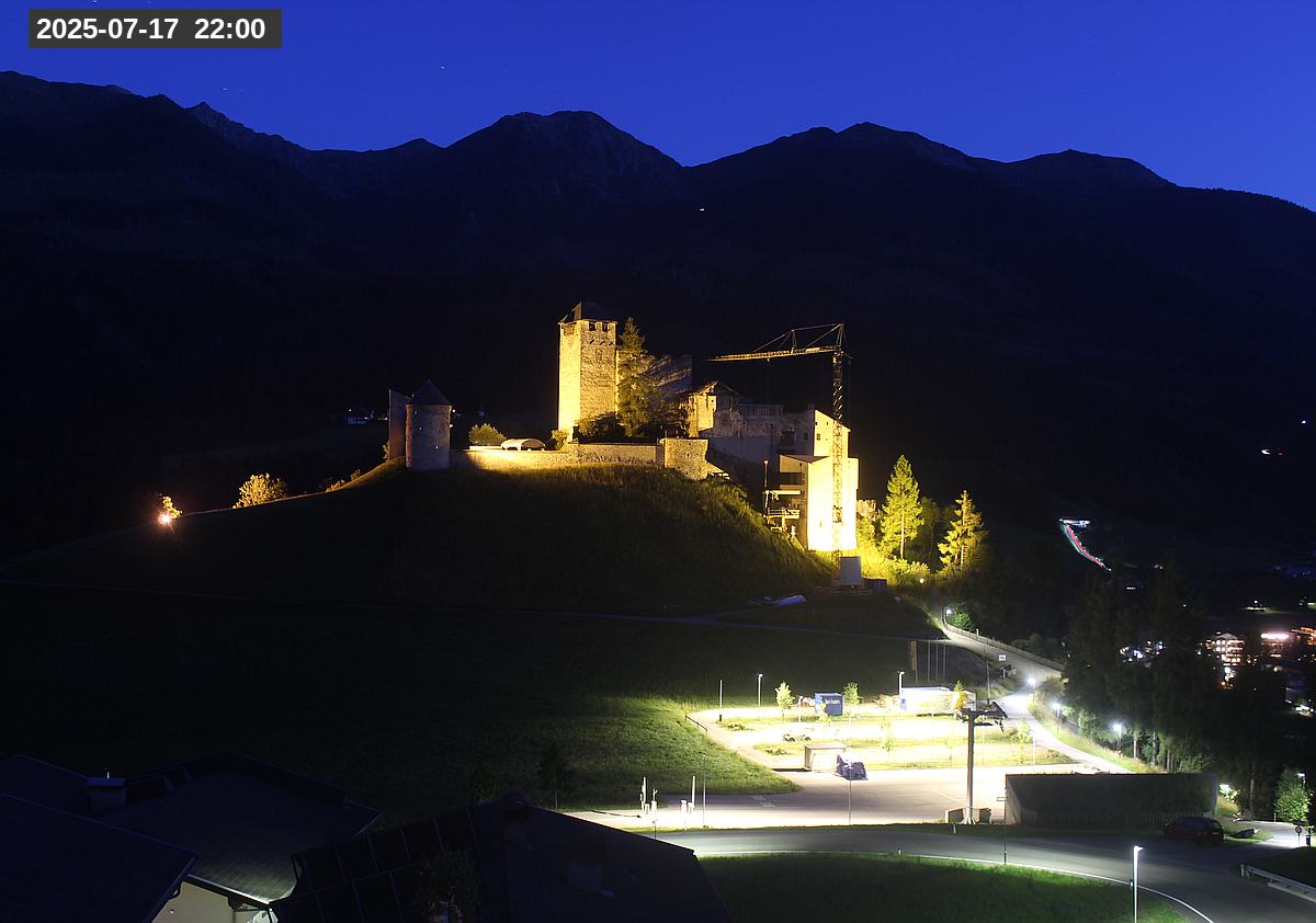 Webcam Burg Heinfels, 2025-07-17 22:00 Uhr
