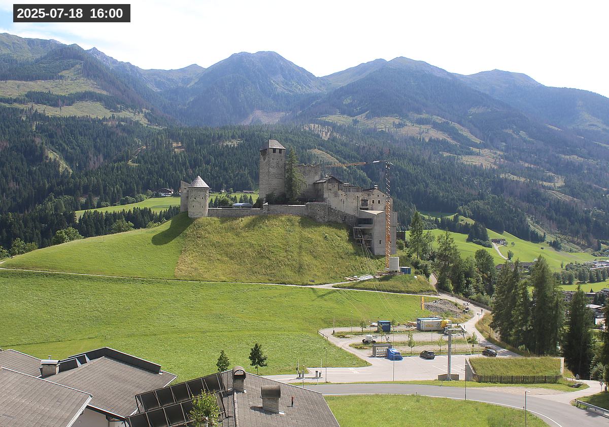 Webcam Burg Heinfels, 2025-07-18 16:00 Uhr